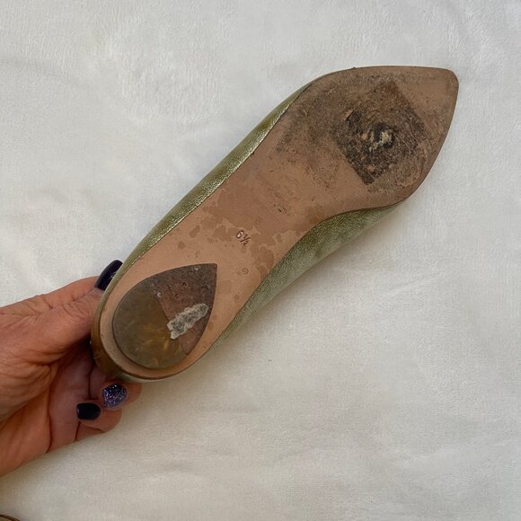 Sigerson Morrison made in Italy Gold and tan genuine rather pointed flats $245 - Picture 5 of 7